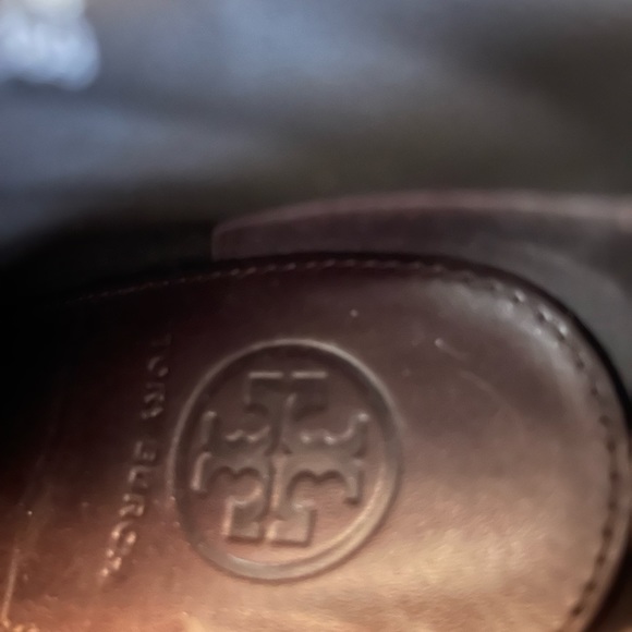 TORY BURCH brown pebbled leather booties - Picture 7 of 8